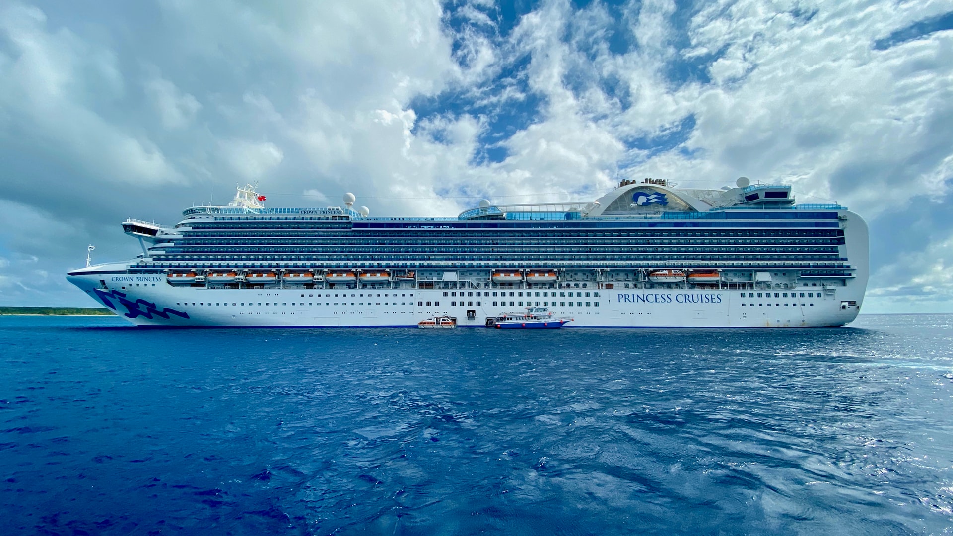 Symphony of the seas , 10 largest cruise ship in the world 2022