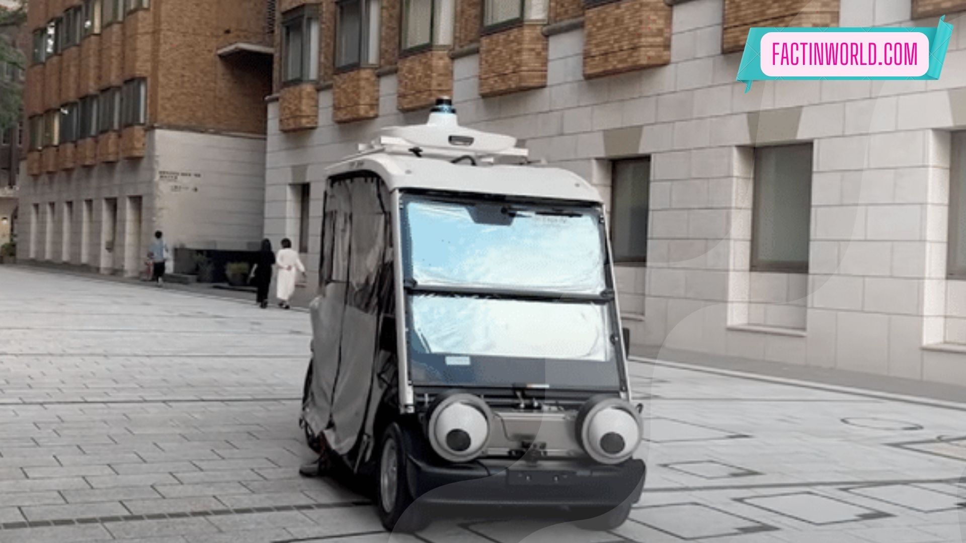 This ‘gazing car’ World First robotic googly eyes Car